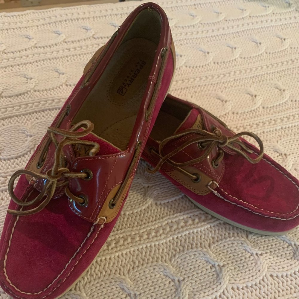 Sperry Top Quality Leather Suede with leather laces